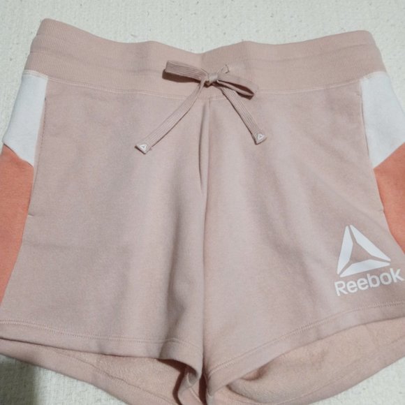 Reebok Relaxed Short - New - Picture 4 of 5